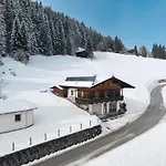 Zuhaus Gruab - Dog Friendly Tyrolean With Fireplace Premiumcard