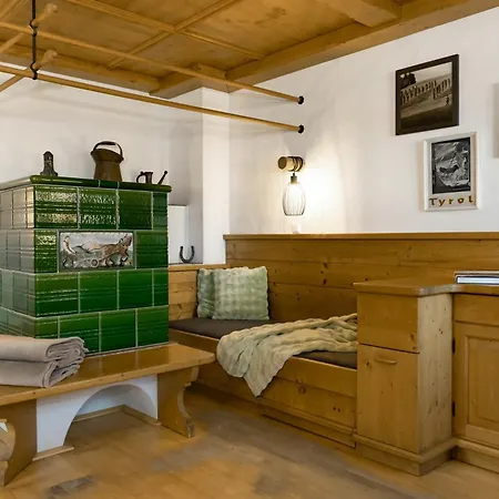 아파트 Zuhaus Gruab - Dog Friendly Tyrolean With Fireplace Premiumcard 빌트슈나우