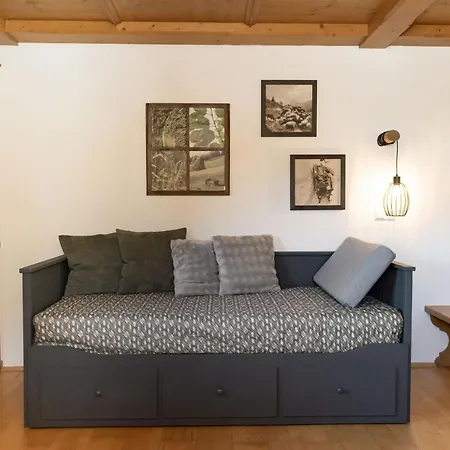 Zuhaus Gruab - Dog Friendly Tyrolean With Fireplace Premiumcard Apartamento *
